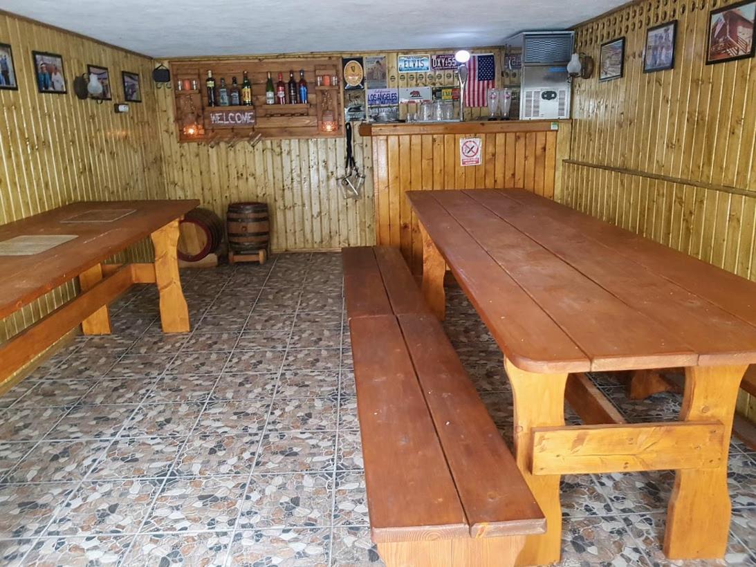 Pensiunea Agroturistica Piscul Soarelui Campulung Exterior foto